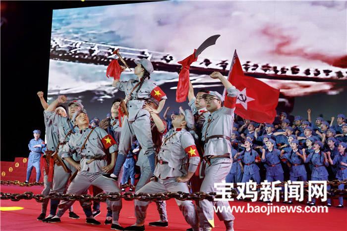 救援可爱小松鼠